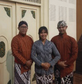 Pakaian Tradisional